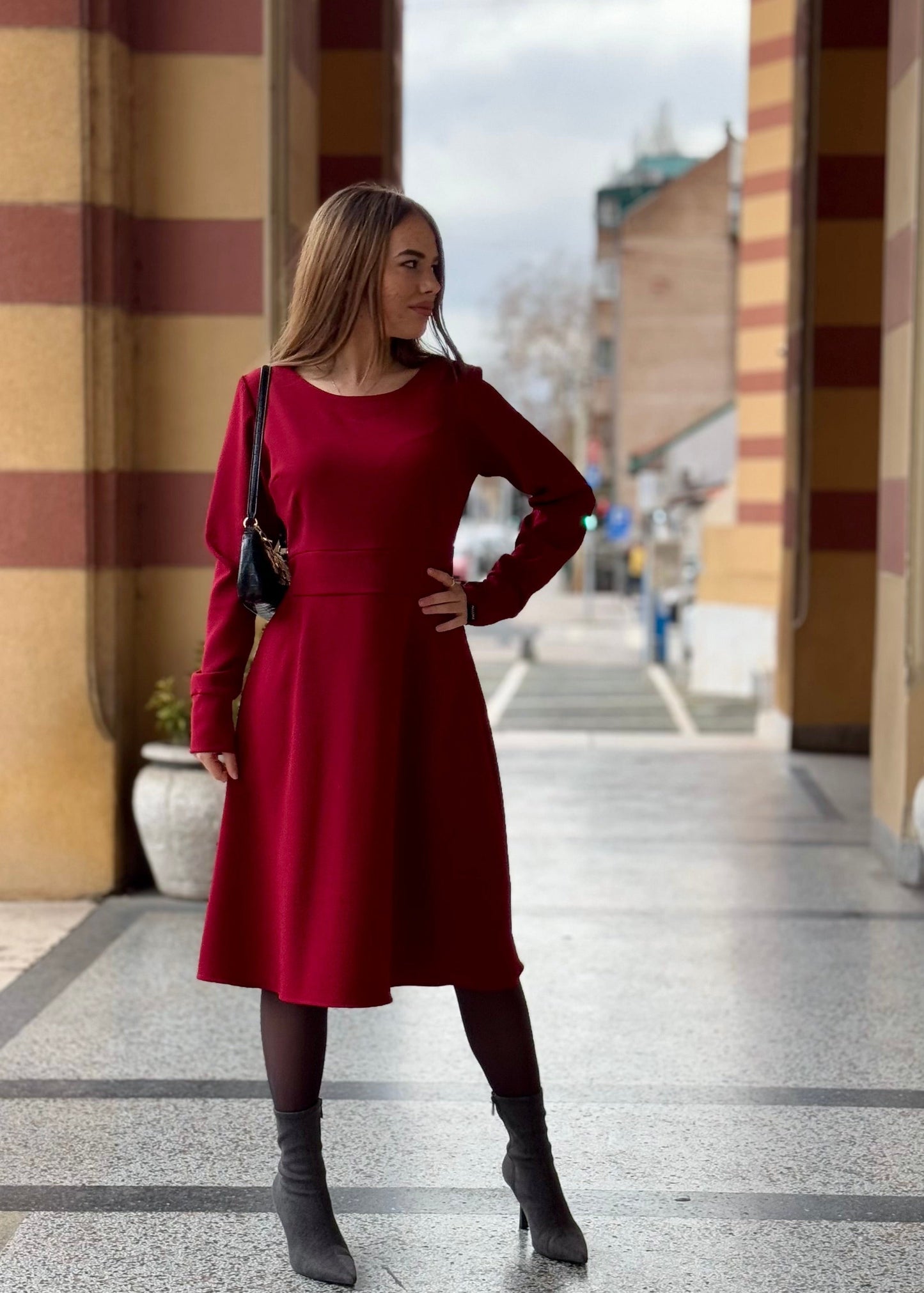 Round Neck Dress “Lea”
