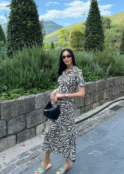 Haljina Isa – Ženska midi haljina od viskoza sa zebra uzorkom i V izrezom