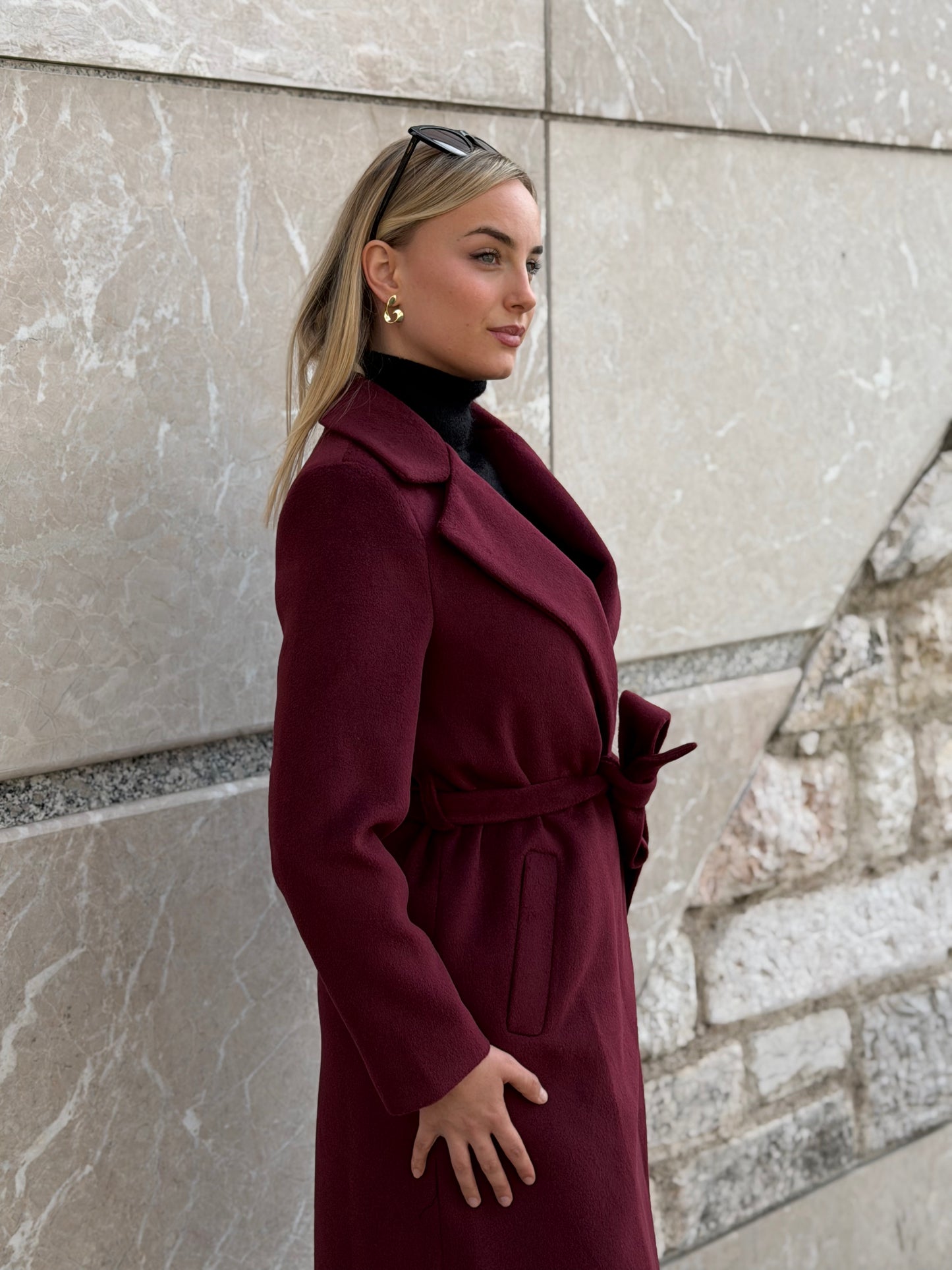 Uski kaput do prsluka – elegantan krojen dizajn za bezvremensku sofisticiranost 