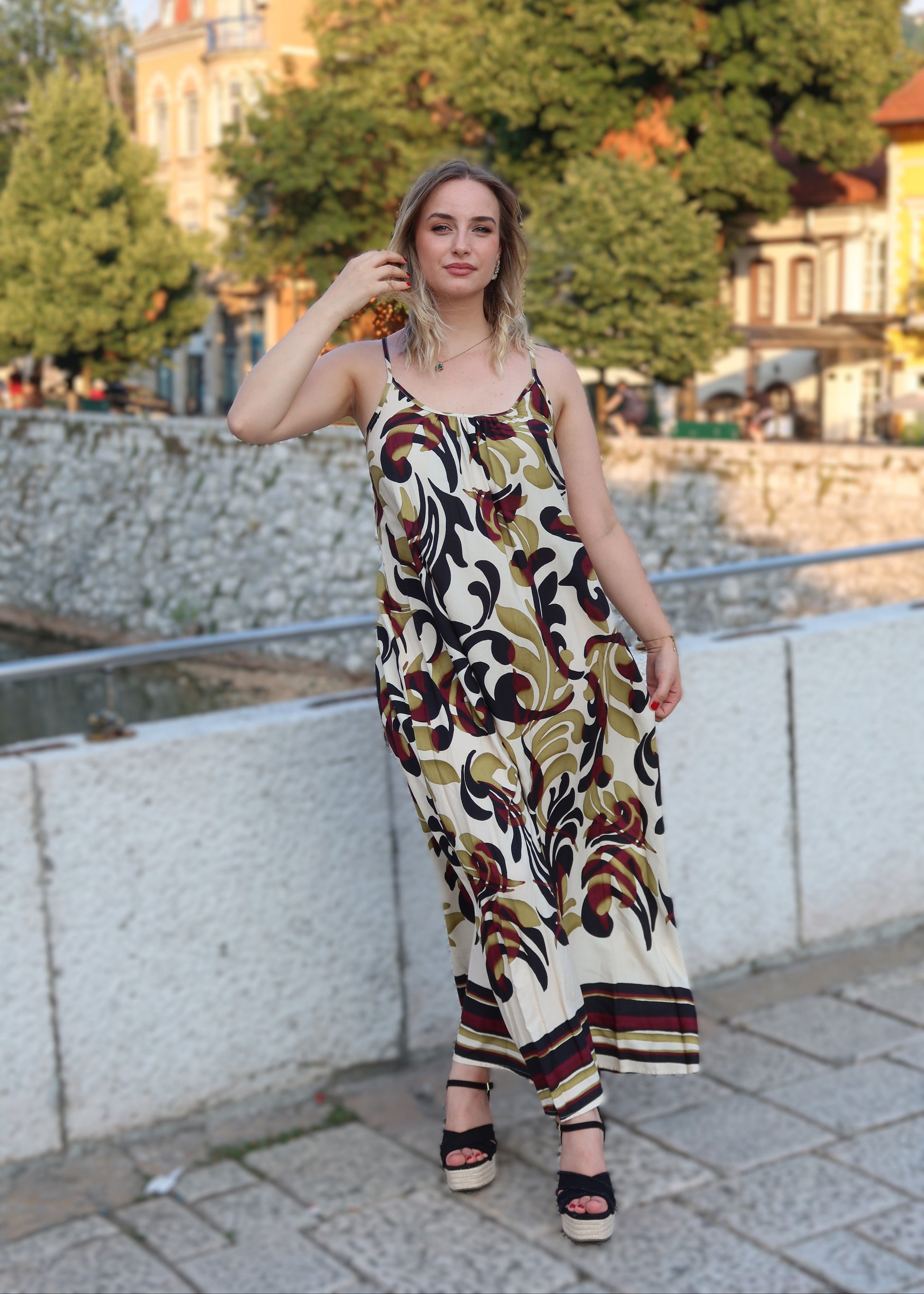 Kimono haljina ornamentalni print – cijeli izgled