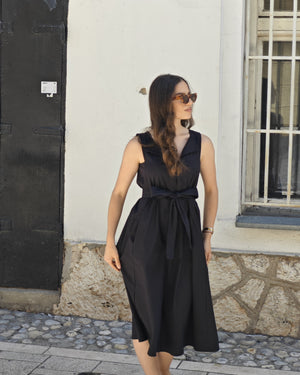 Jana haljina — crna