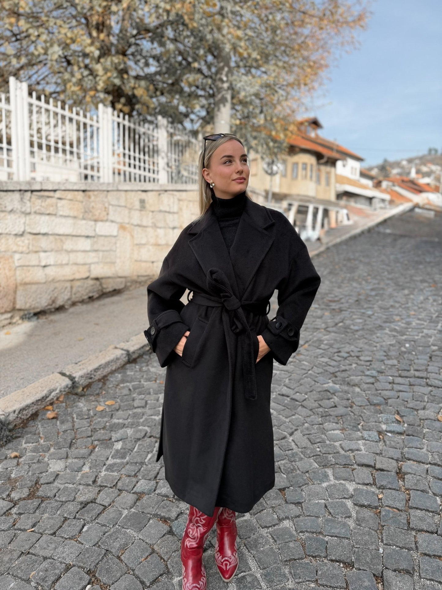 Oversize Coat – Modern Relaxed Fit for Effortless Elegance - ALLURE