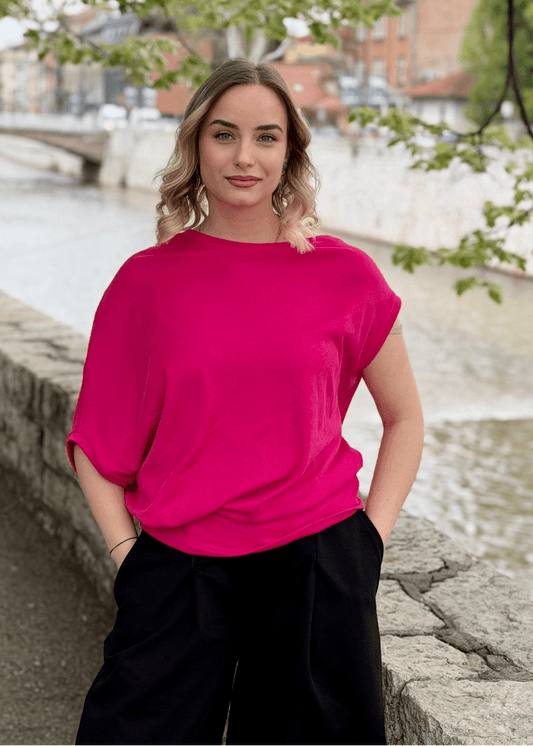 Asimetrične majice Sandra - ALLURE