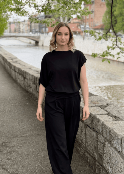 Asimetrične majice Sandra - ALLURE