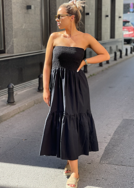 No Sleeves Midi Dress “UMA”