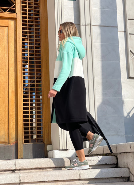 “Riana” Sweatshirt